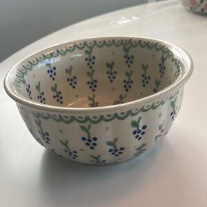 - Beautiful polish pottery soup/ cereal/ dip/ salad bowl